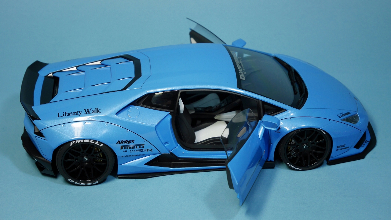 AUTOart 1/18 リバティーウォーク LB-WORKS ランボルギーニ ウラカン