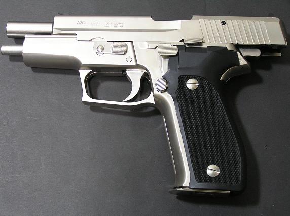 タナカ ＳＩＧ Ｐ２２６